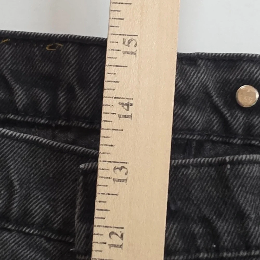 Levi's 552 Jeans Mens 36x32 Black Vintage Made in USA Relaxed Tapered Denim